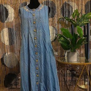 🌸 VINTAGE 90’s COTTAGECORE DENIM MAXI DRESS 🌸